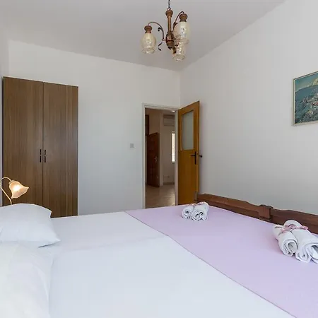 Apartment Alan شقة دوبروفينك