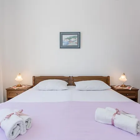 Apartment Alan شقة *